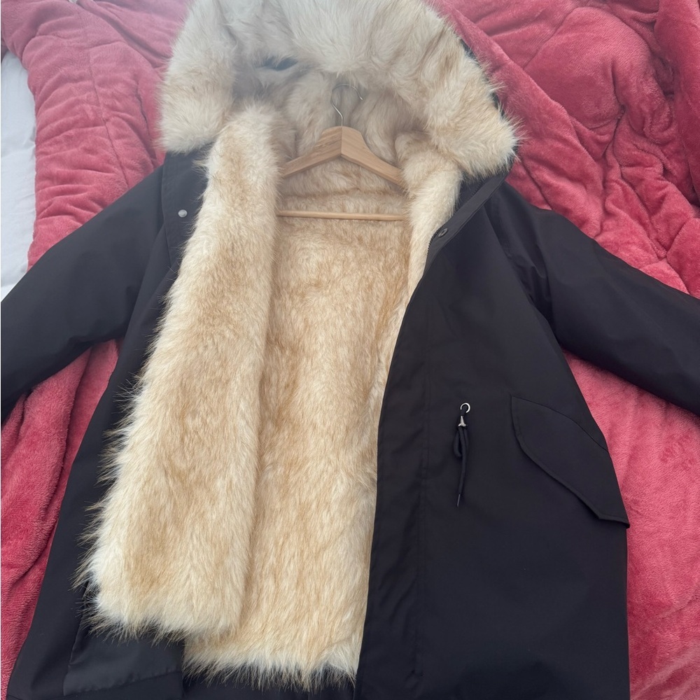 Men's Black Ski Parka with Cream Faux-Fur Lining